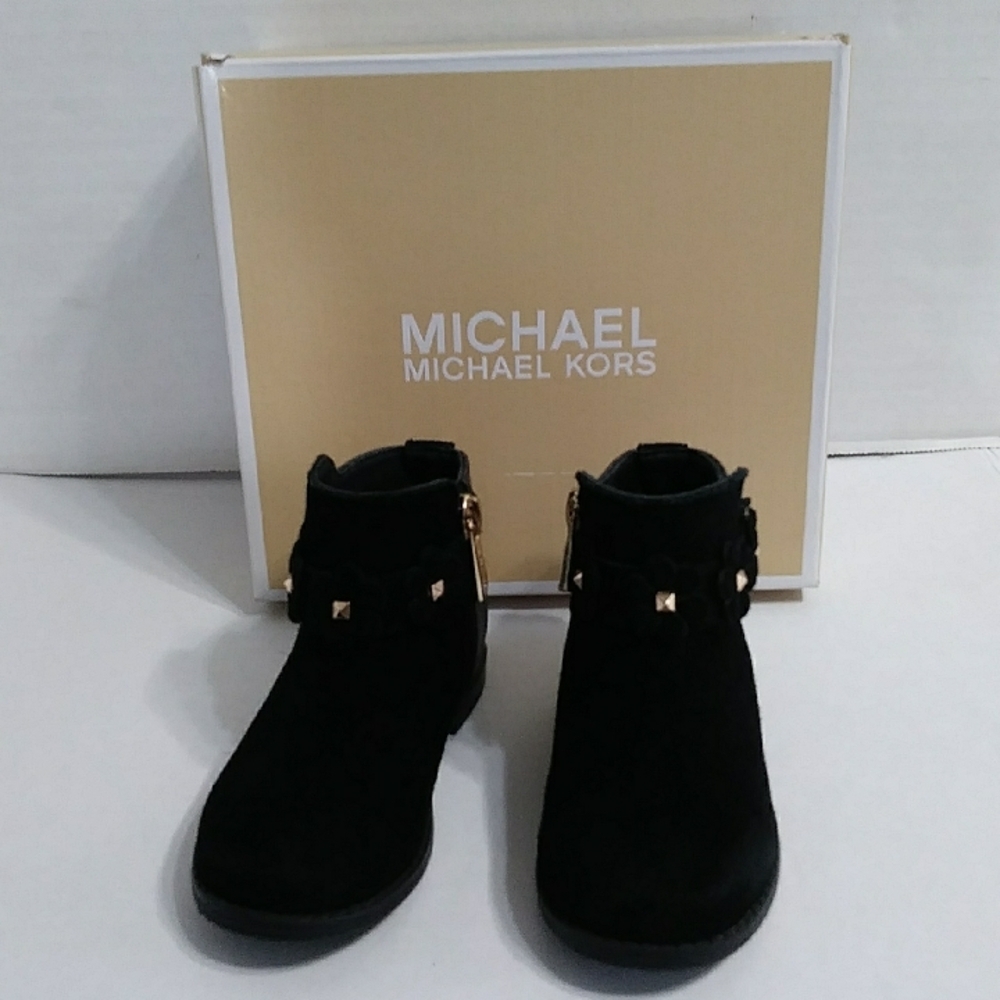 Michael Kors Kids Black Boots with Gold Accents Size 6 *GUC* - Picture 1 of 9
